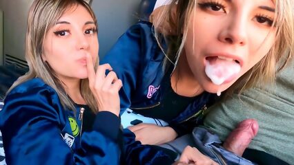 Сперма во рту блондинки для десерта